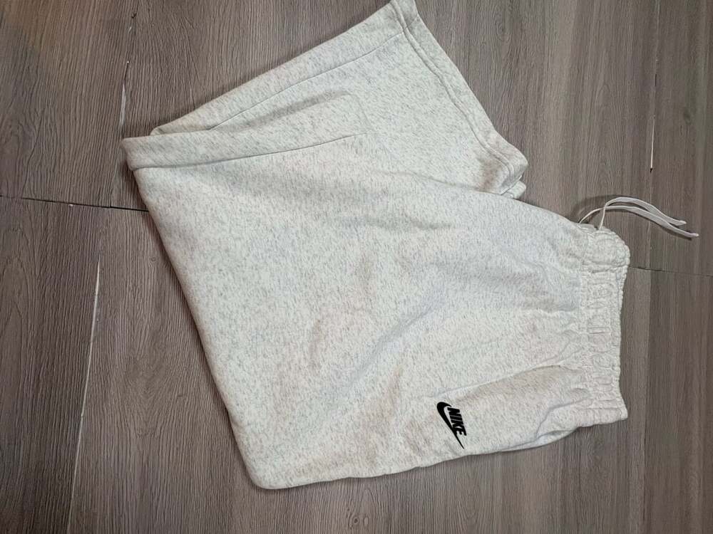 Nike Sportswear Club Fleece Sweatpants Size 3X Grey Heather Mid-Rise